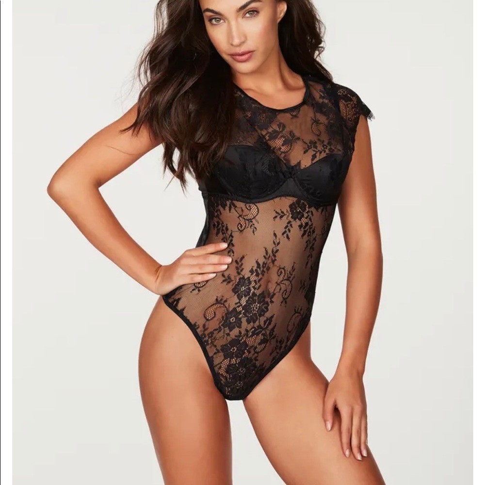 ⚫️Fredrick’s of Hollywood⚫️ Ophelia Lace Bodysuit